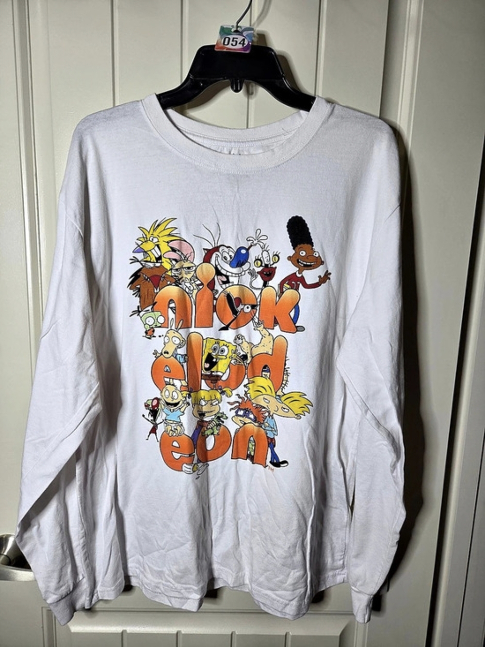 Nickelodeon cartoon graphic long sleeve tee Graphic Long Sleeve Tee XL